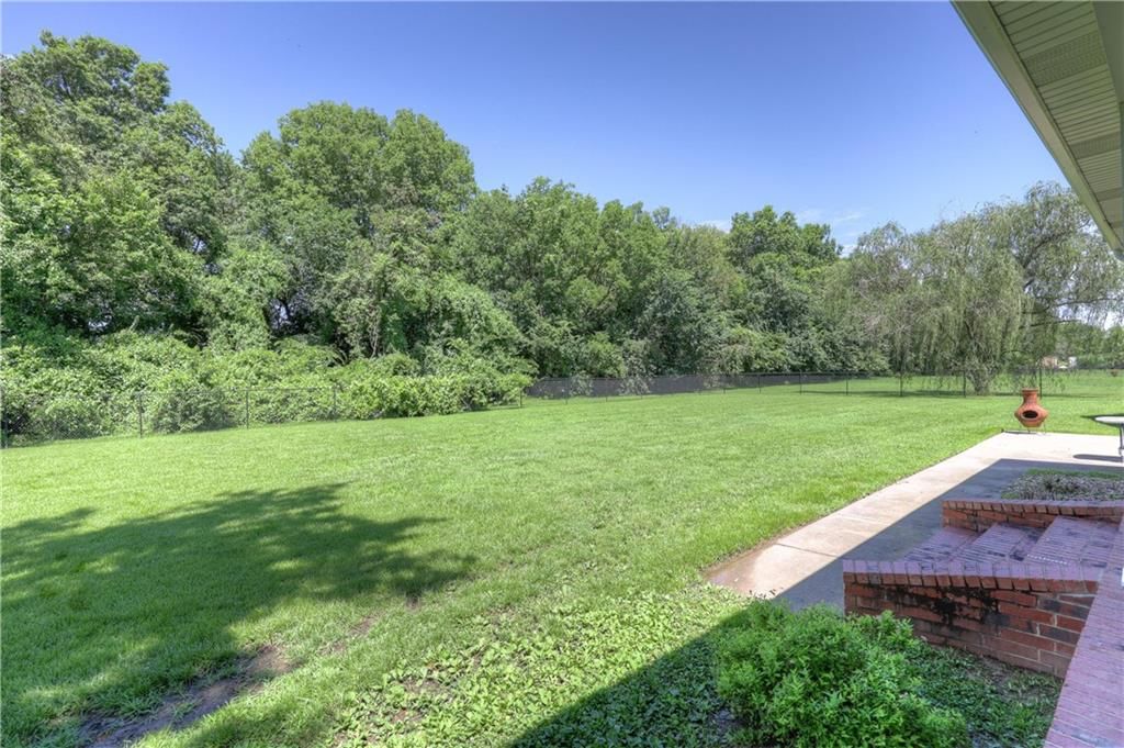 124 Huntington Circle — photo 10