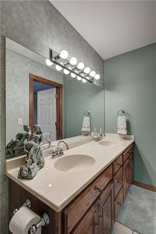 124 Huntington Circle — photo 44