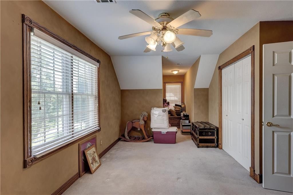 124 Huntington Circle — photo 45