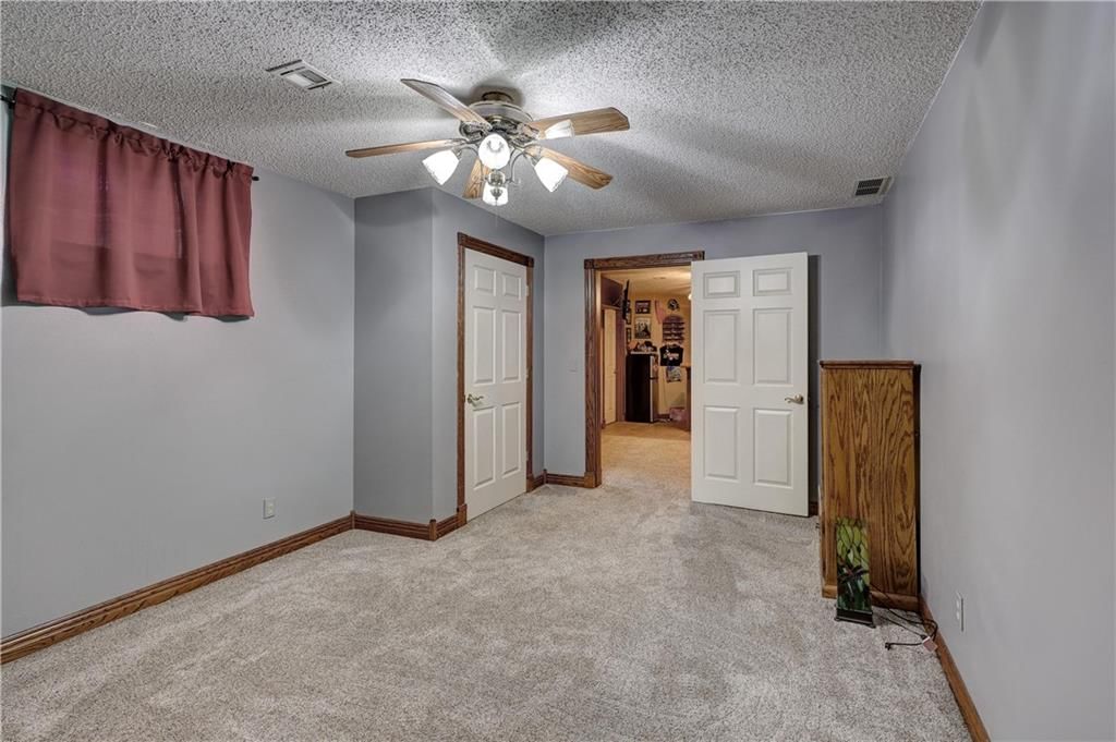 124 Huntington Circle — photo 48
