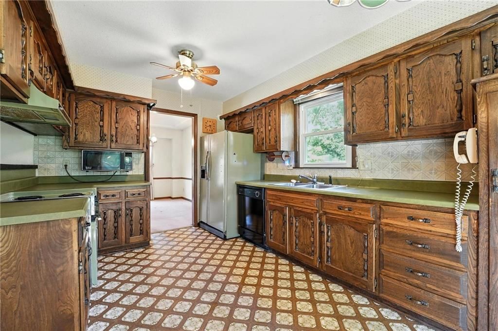 14013 W 61st Terrace — photo 5