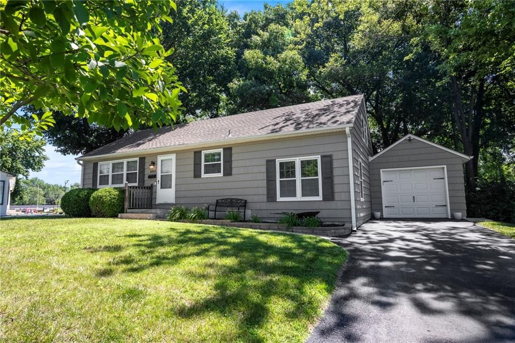 6605 N McGee Street — photo 3