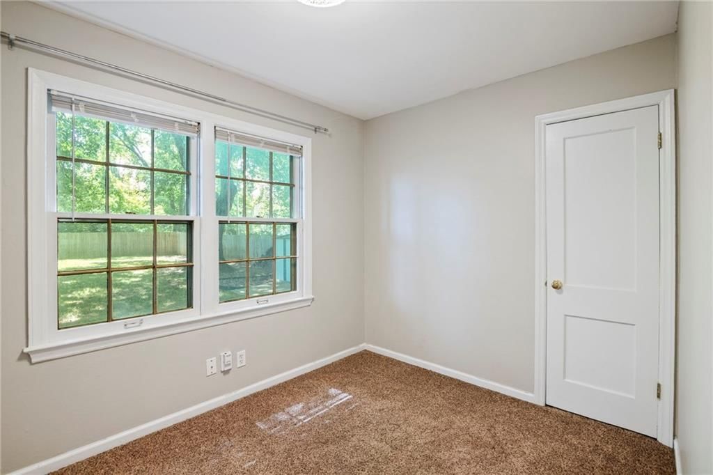 6605 N McGee Street — photo 20