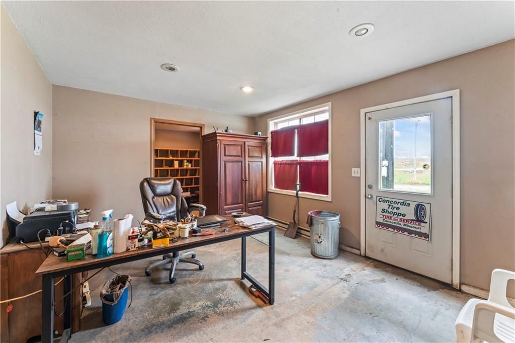 206 N Gordon Street — photo 22