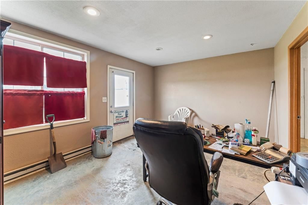 206 N Gordon Street — photo 25