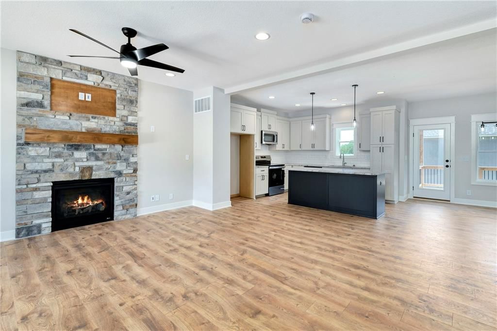 1515 NW Whispering Court — photo 10