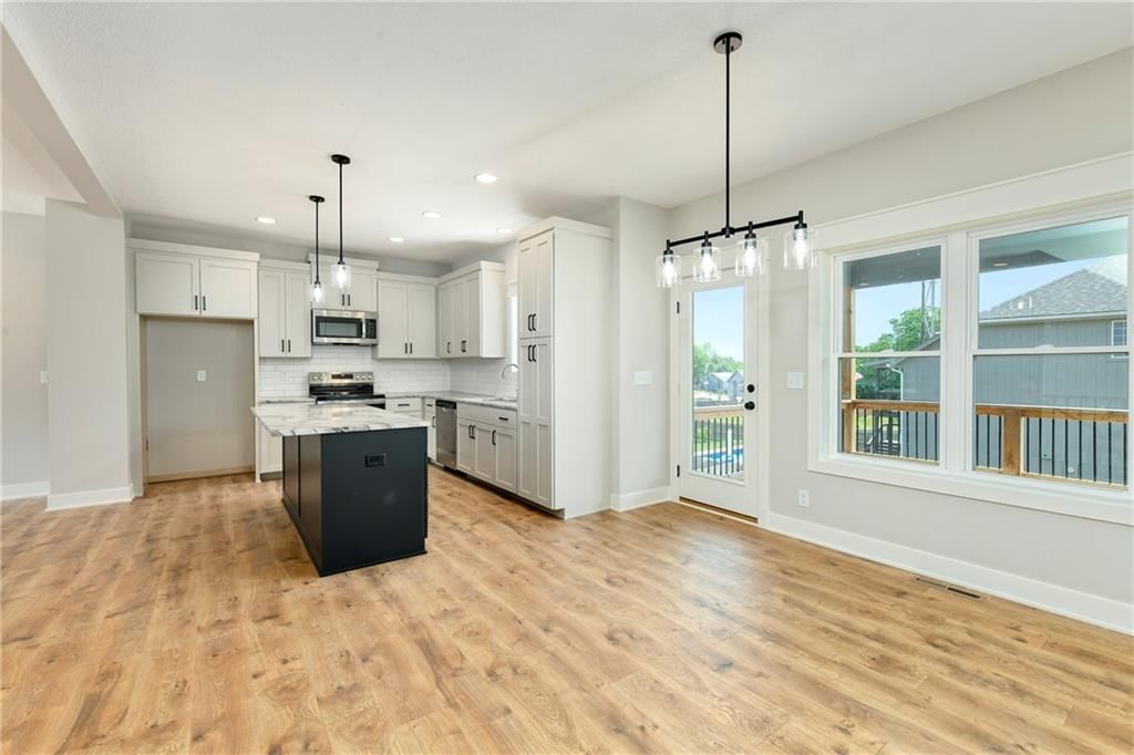1515 NW Whispering Court — photo 17