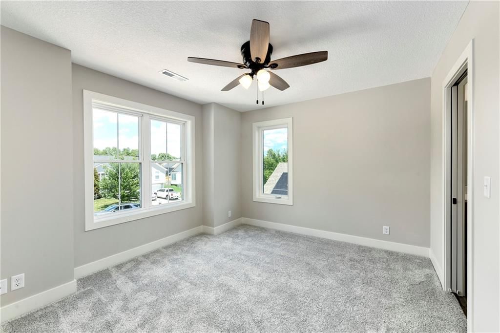 1515 NW Whispering Court — photo 26