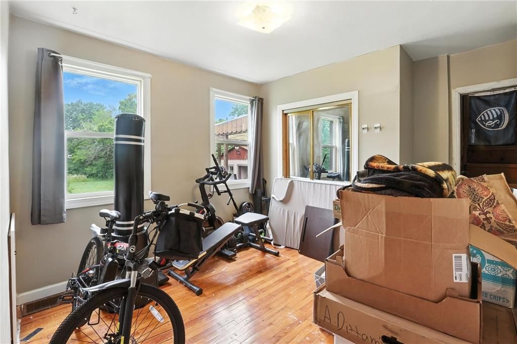 Photo 10 of 33 - 6404 Richmond Avenue