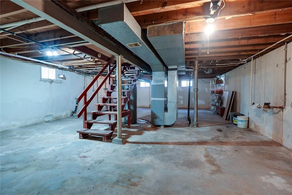 Photo 20 of 29 - 1421 W 28th Terrace