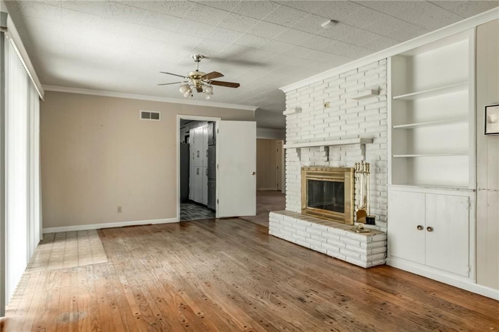 Photo 6 of 27 - 815 N 63rd Street