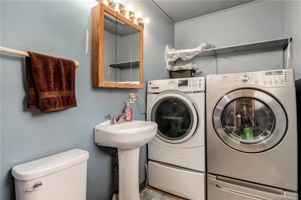 Photo 15 of 27 - 815 N 63rd Street