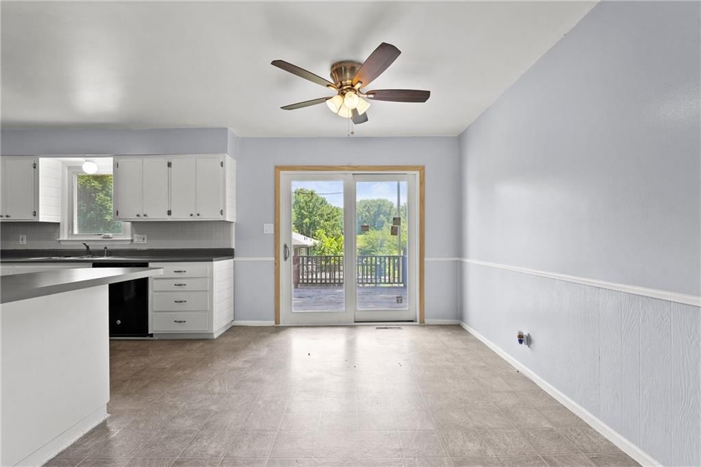 Photo 7 of 27 - 1301 Quincy Street