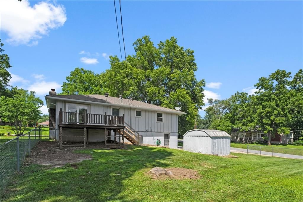 Photo 23 of 27 - 1301 Quincy Street