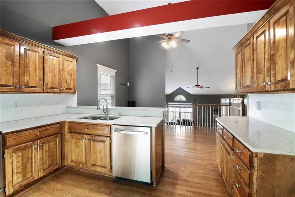 Photo 11 of 48 - 3416 SW REGATTA Drive