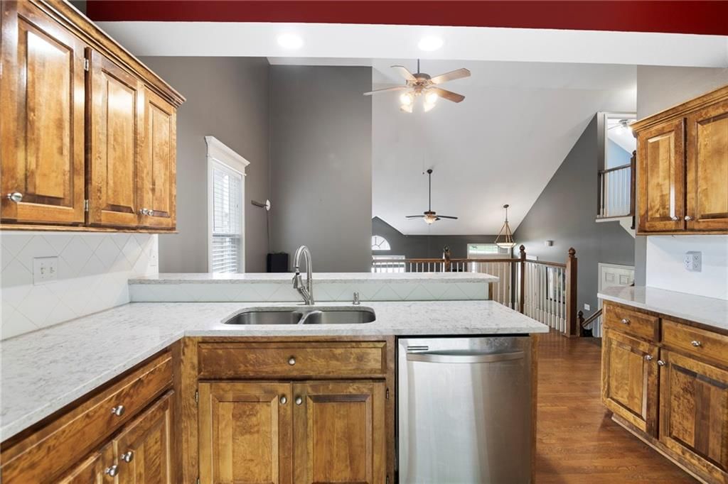 Photo 13 of 48 - 3416 SW REGATTA Drive