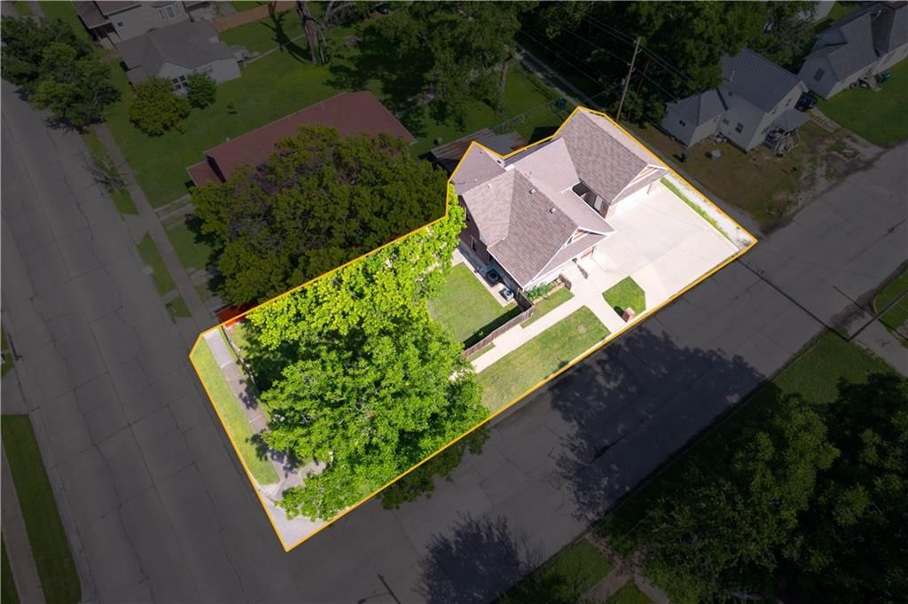 Photo 5 of 93 - 219 N 23rd Street