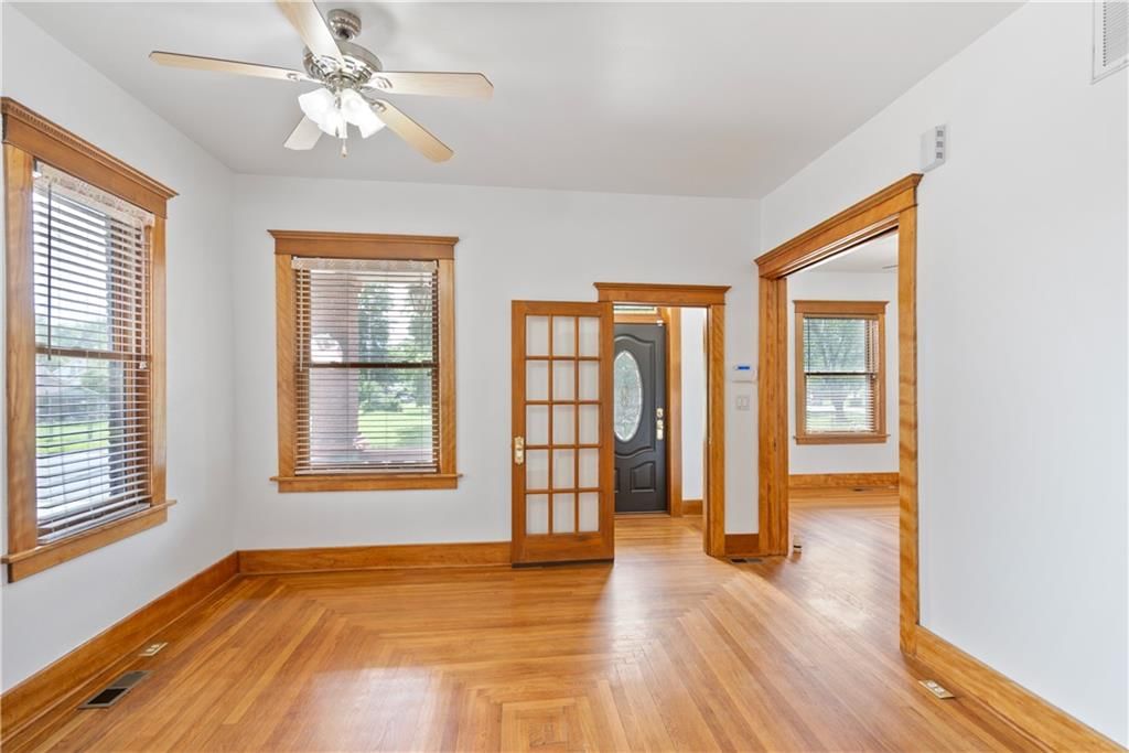 Photo 14 of 93 - 219 N 23rd Street