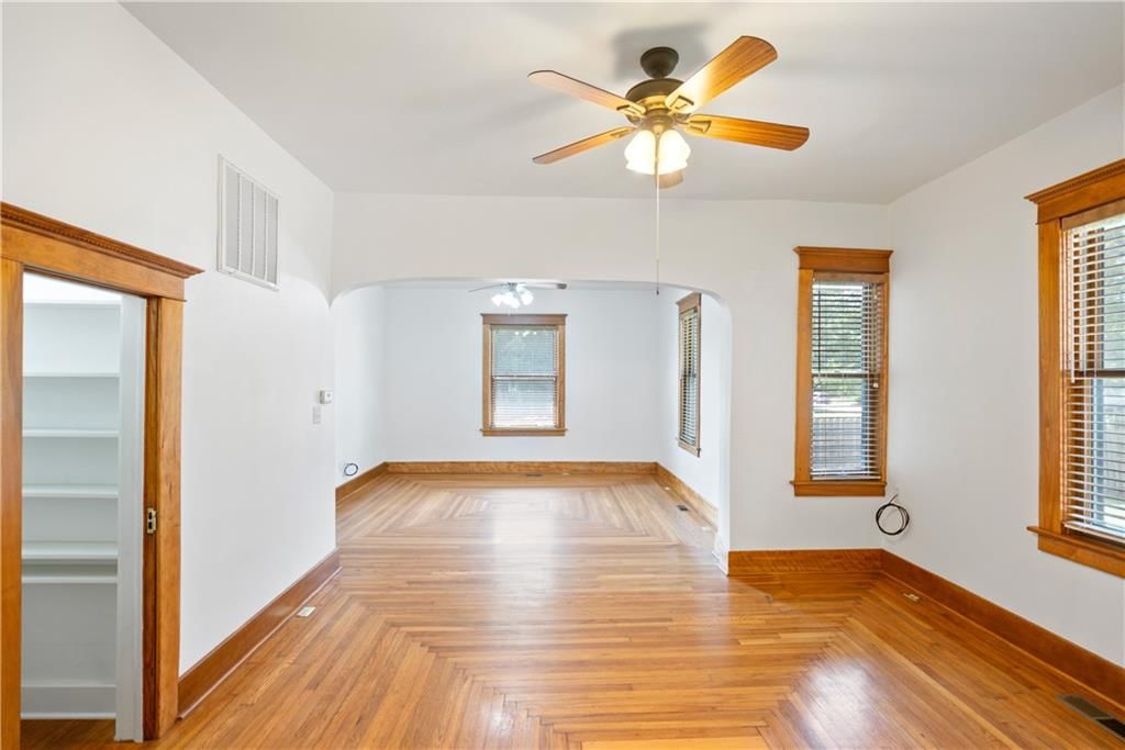 Photo 31 of 93 - 219 N 23rd Street