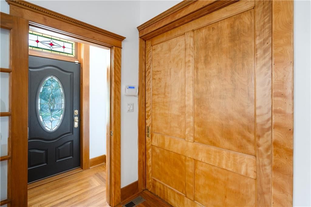 Photo 39 of 93 - 219 N 23rd Street