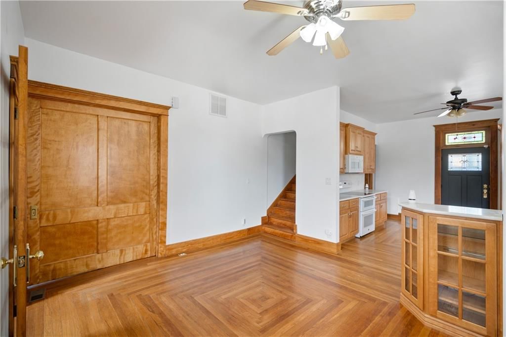 Photo 40 of 93 - 219 N 23rd Street