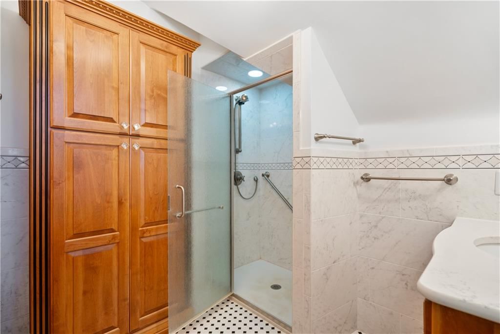 Photo 45 of 93 - 219 N 23rd Street