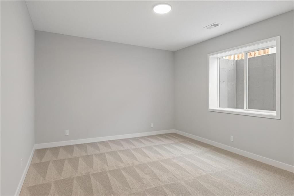 8164 Roundtree Street — photo 18