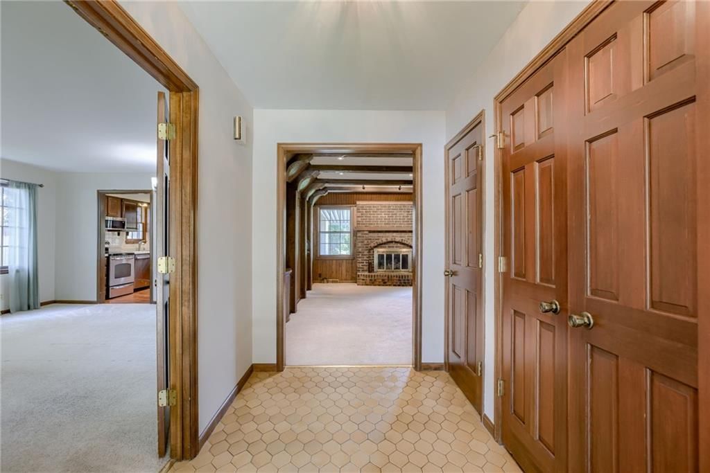 Photo 7 of 37 - 7414 Halsey Street