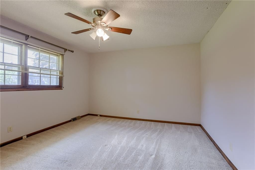 Photo 15 of 37 - 7414 Halsey Street
