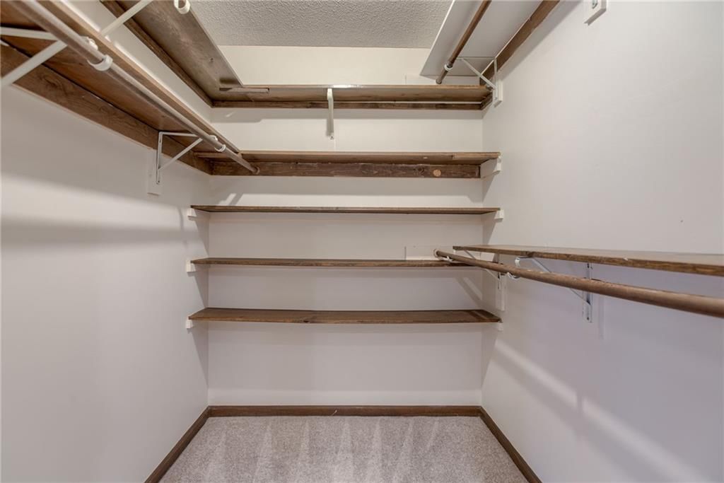Photo 19 of 37 - 7414 Halsey Street