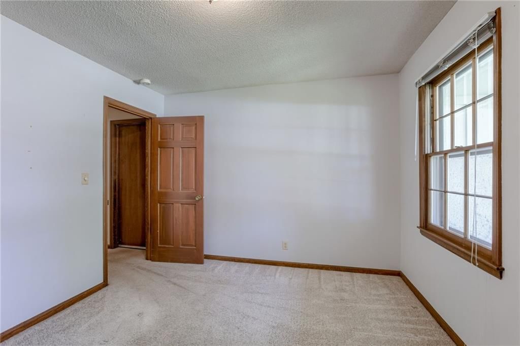 Photo 21 of 37 - 7414 Halsey Street