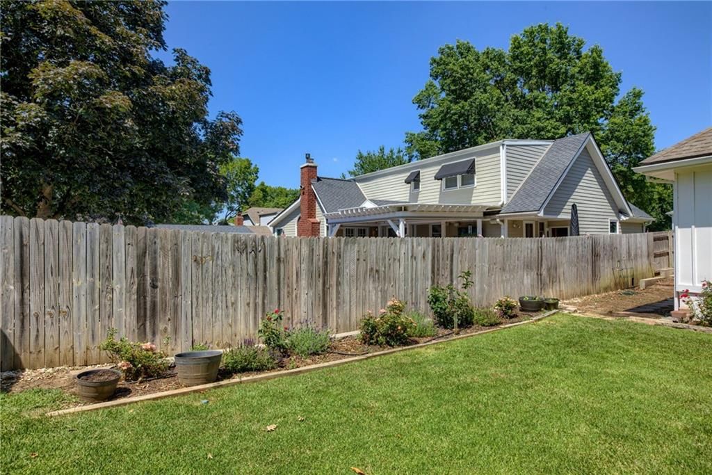 Photo 36 of 37 - 7414 Halsey Street