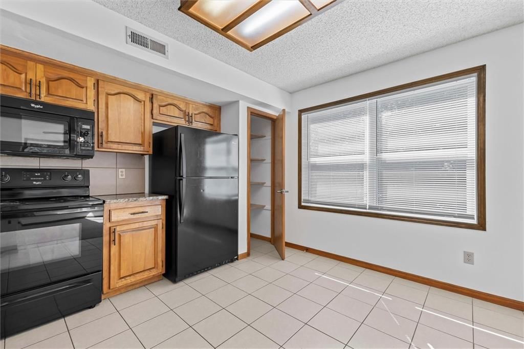 1418 Brighton Circle — photo 14