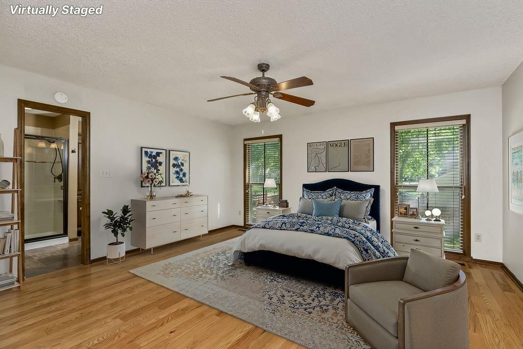 Photo 16 of 39 - 15405 W 90th Street