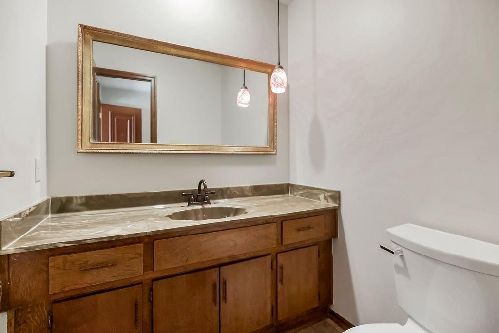 Photo 26 of 39 - 15405 W 90th Street