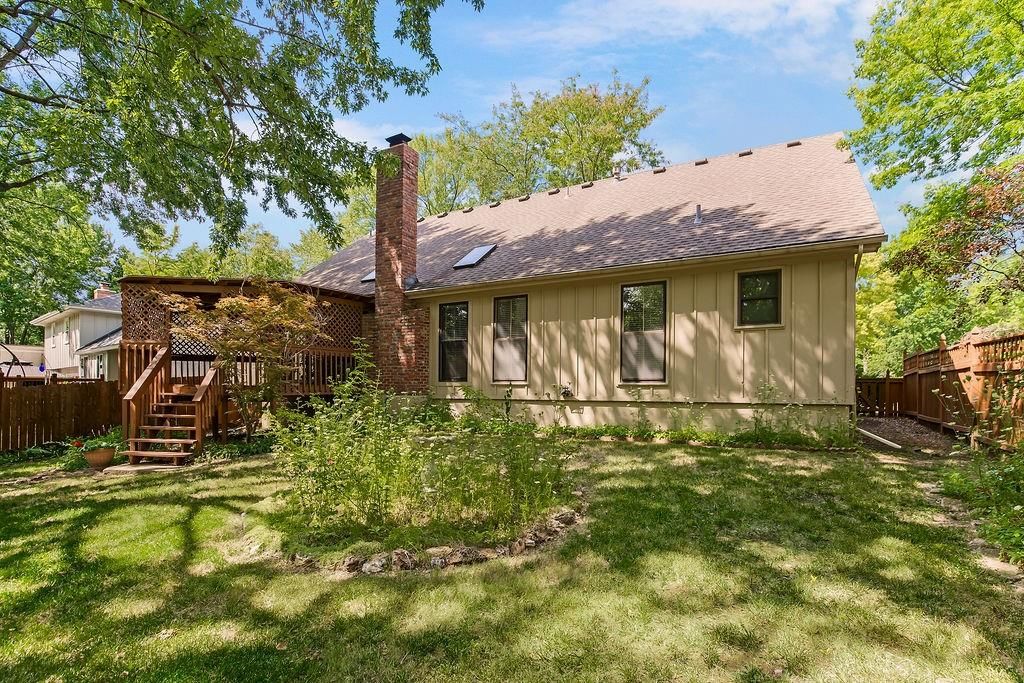 Photo 36 of 39 - 15405 W 90th Street