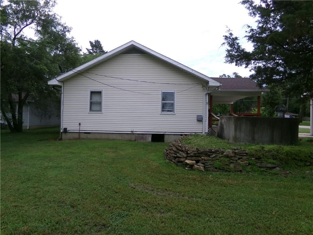1402 N Kentucky Street — photo 3