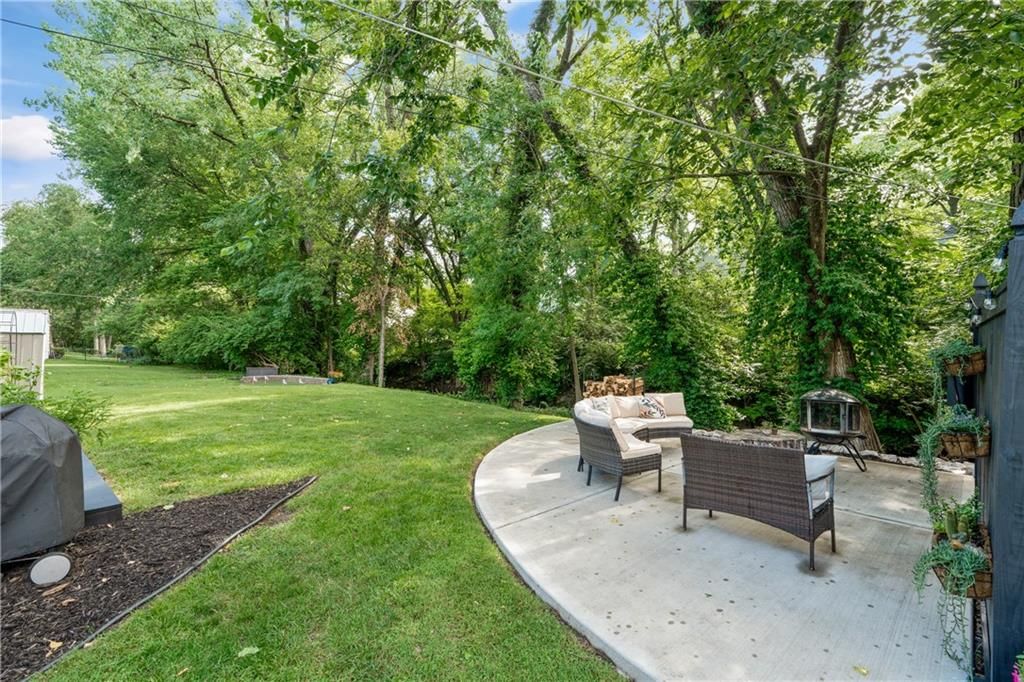 8325 Sagamore Road — photo 31
