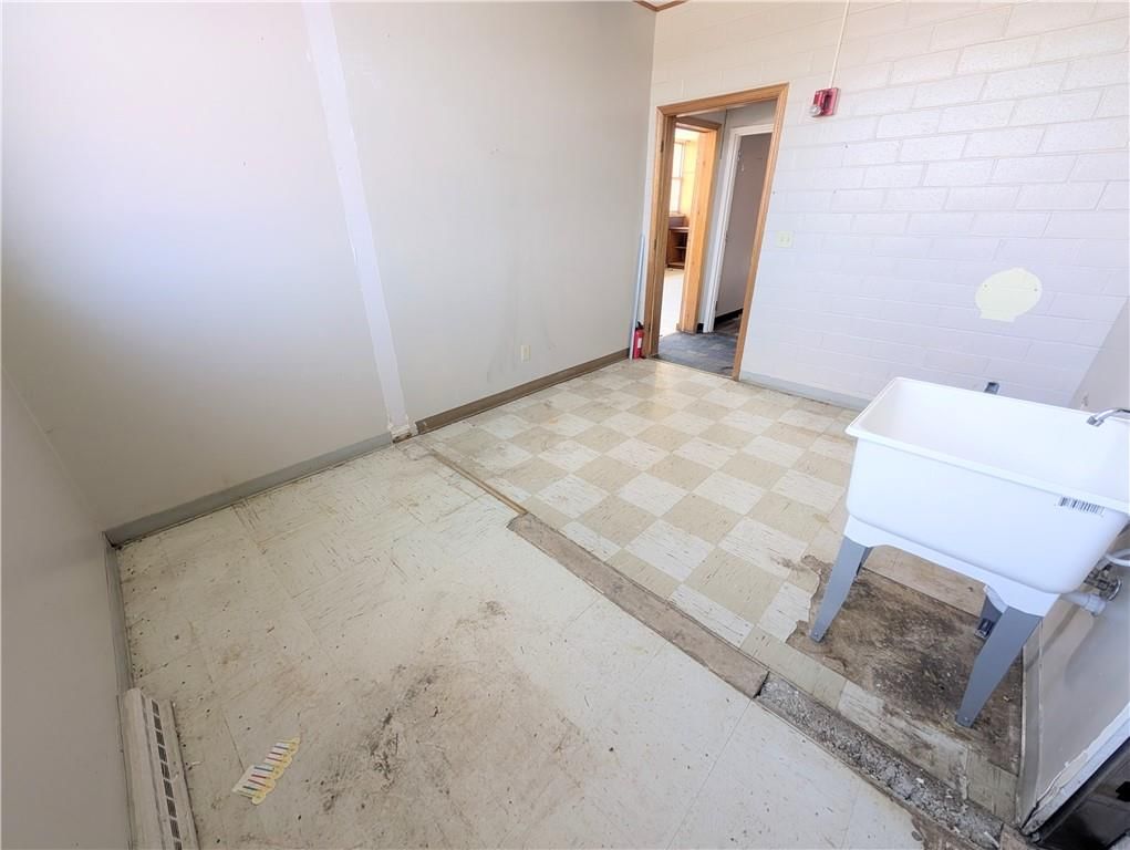 910 New York Street — photo 14