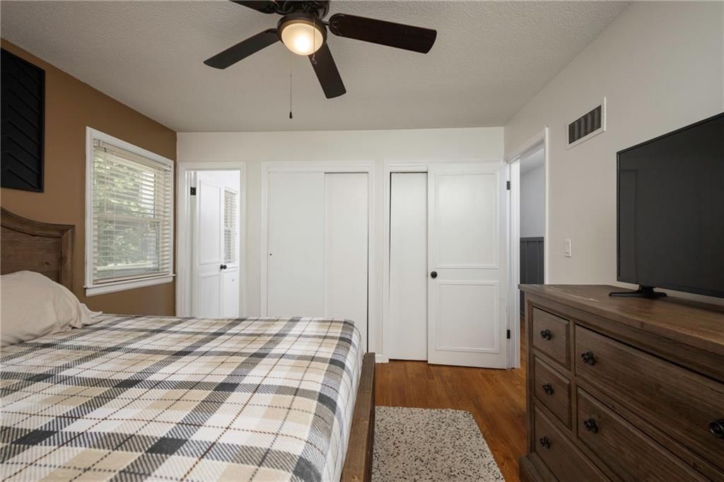 1219 DELAWARE N/A — photo 9
