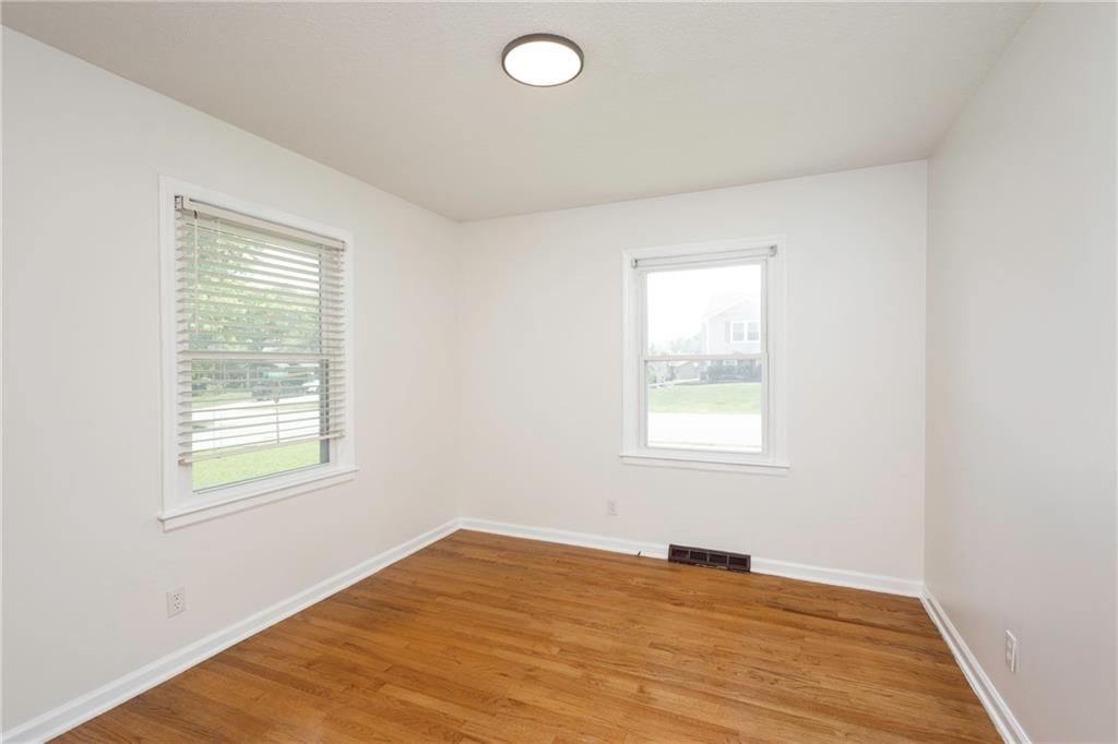 1219 DELAWARE N/A — photo 13