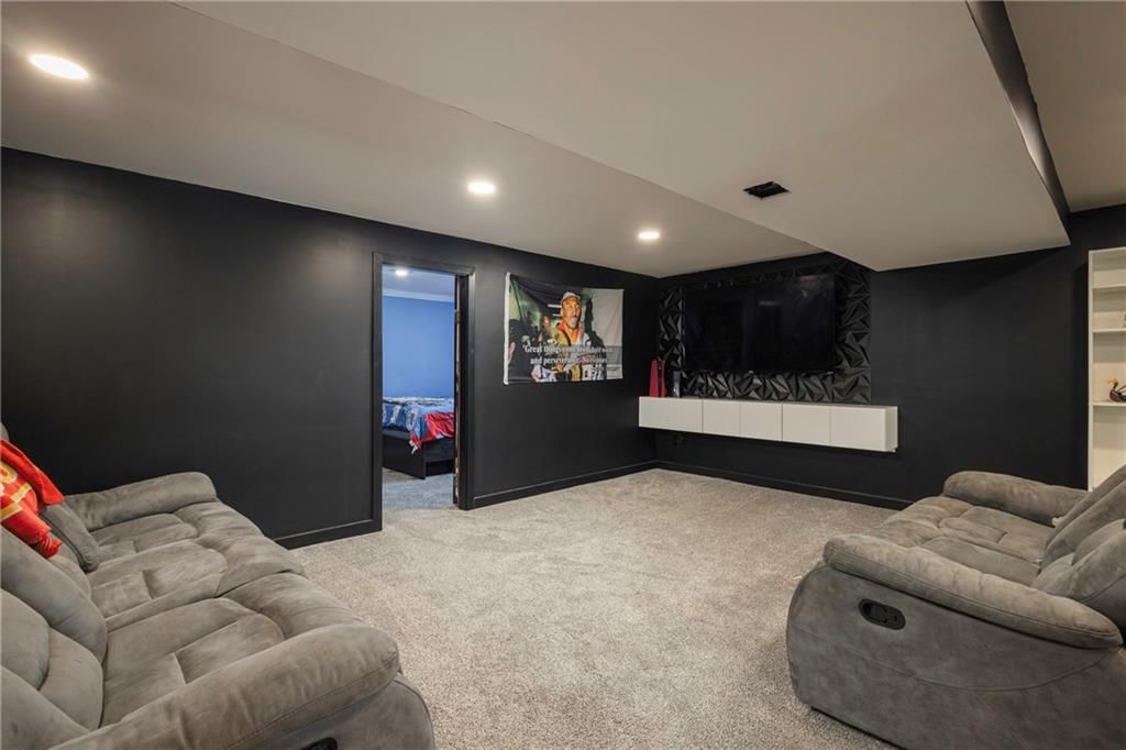 1219 DELAWARE N/A — photo 19
