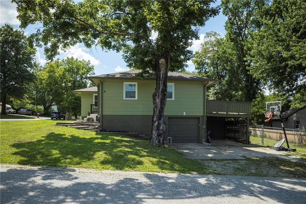 1219 DELAWARE N/A — photo 29