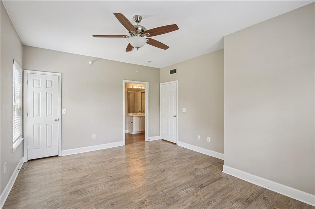 11616 Tomahawk Creek #C Parkway — photo 16