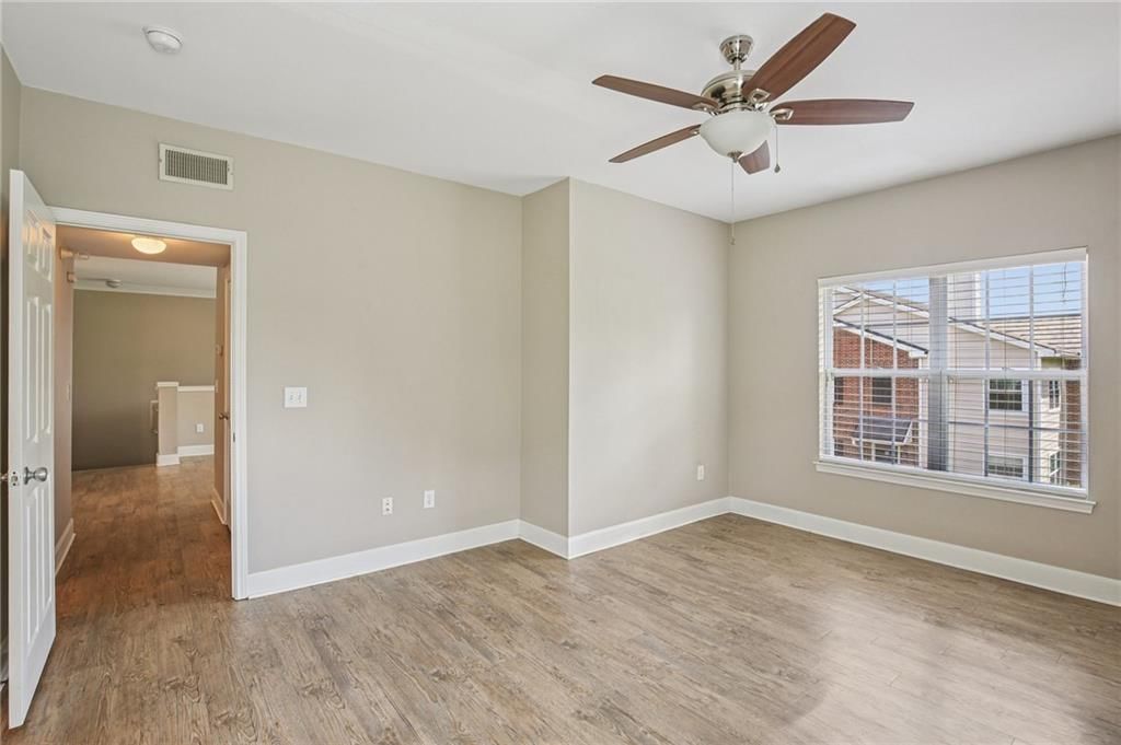 11616 Tomahawk Creek #C Parkway — photo 17