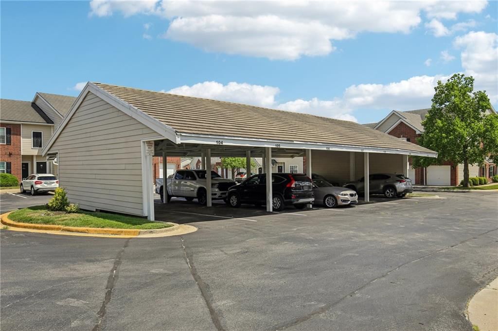 11616 Tomahawk Creek #C Parkway — photo 19