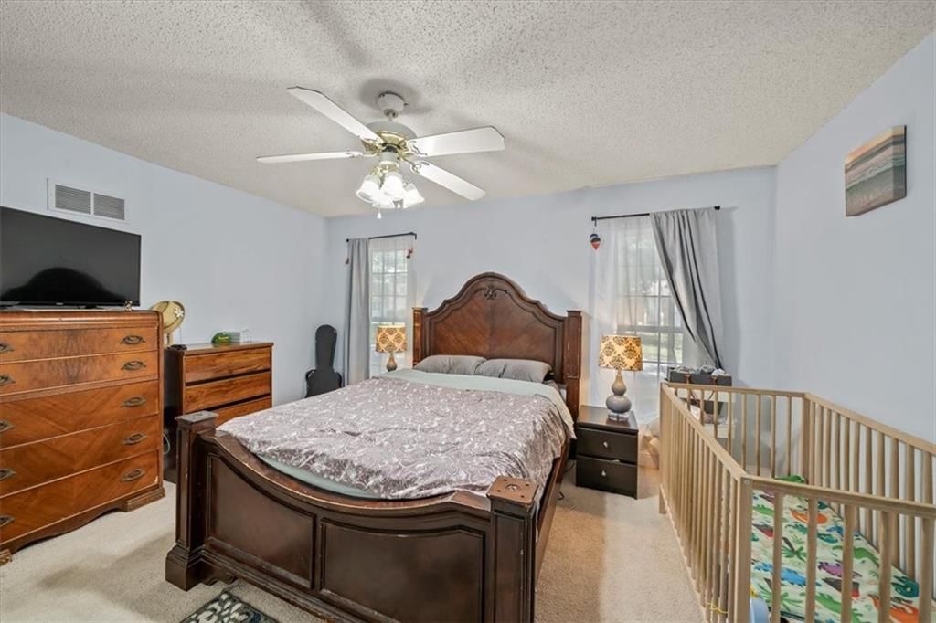 Photo 13 of 27 - 16304 W 126 Street