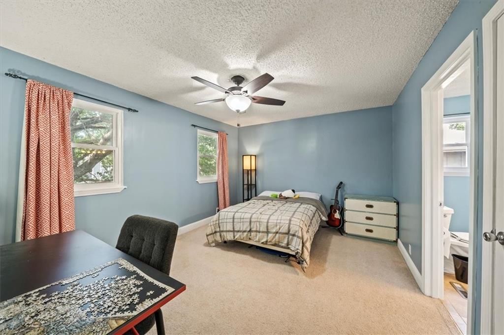 Photo 18 of 27 - 16304 W 126 Street