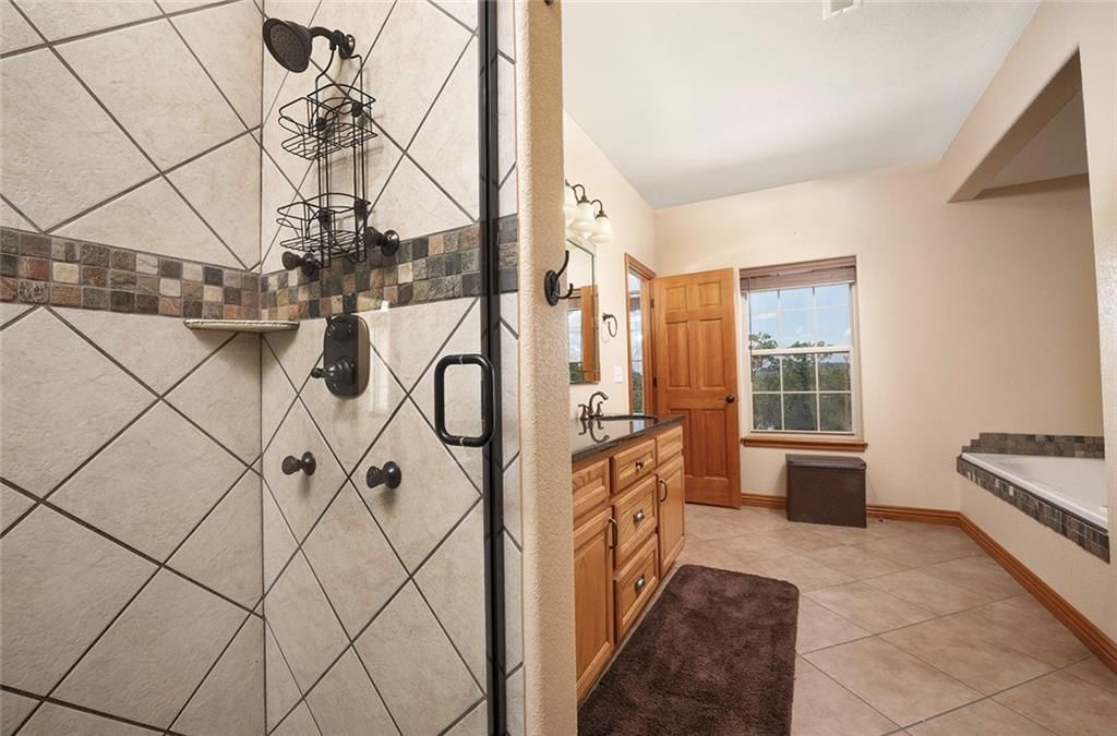 1318 Oakwood Drive — photo 43