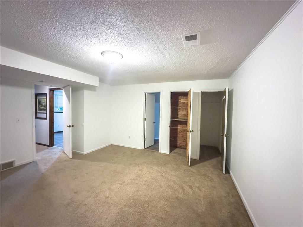 5710 NW Raintree Drive — photo 5